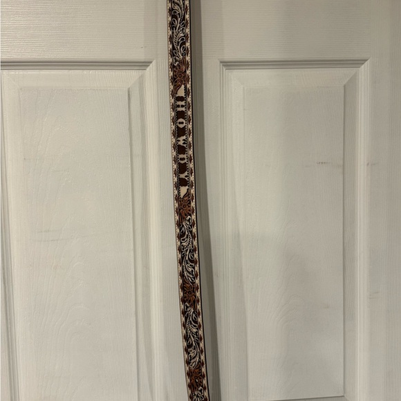 Angel Ranch “Howdy” Belt - Picture 1 of 4